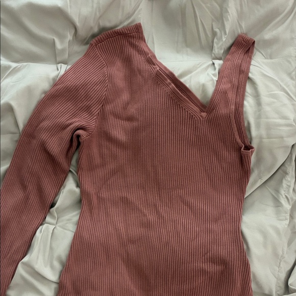 Abercrombie & Fitch Mauve Ribbed Bodysuit - Picture 2 of 8